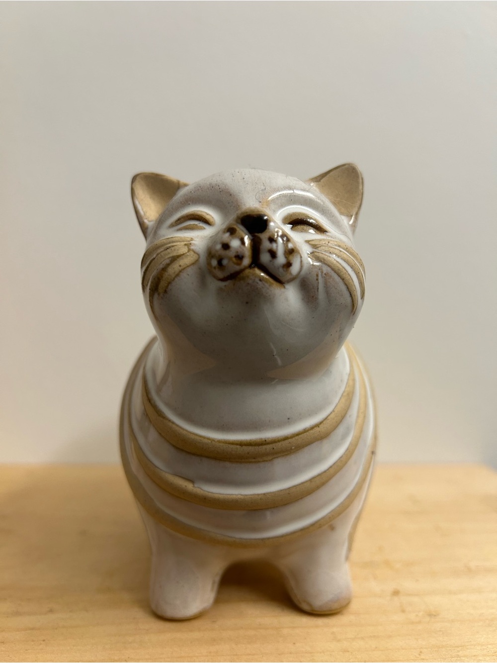 Ceramic Cat Planter - Picture 3 of 5